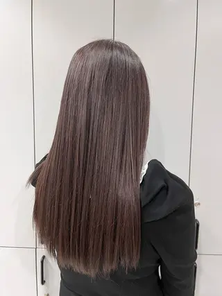 ロング カラー 山本 佳奈のヘアスタイル
