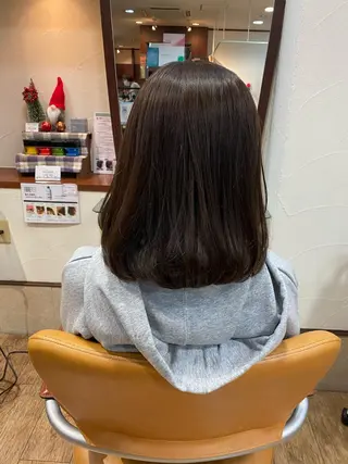 ミディアム カラー サプリームヘア 飯田みち瑠のヘアスタイル