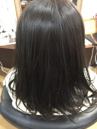 カラー 中山 ルミ子のヘアスタイル