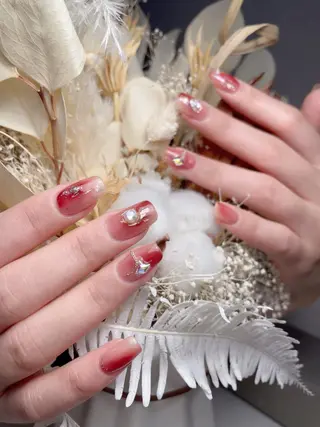 ネイル M🌷nail 長さだし専門店のネイルデザイン