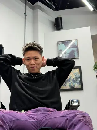 ショート パーマ メンズ ナカ レオナのヘアスタイル