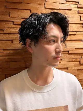 パーマ メンズ 透明感・艶感 小坂隼斗のヘアスタイル