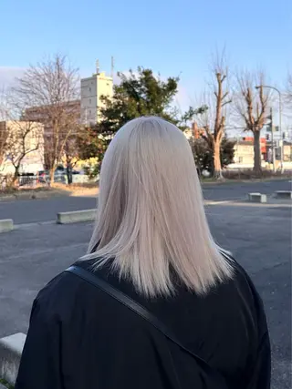 ミディアム ブリーチ屋さん🍀 ブリーチ矯正・あずみのヘアスタイル