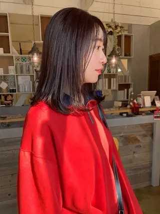 ミディアム カラー カワサキ マホのヘアスタイル