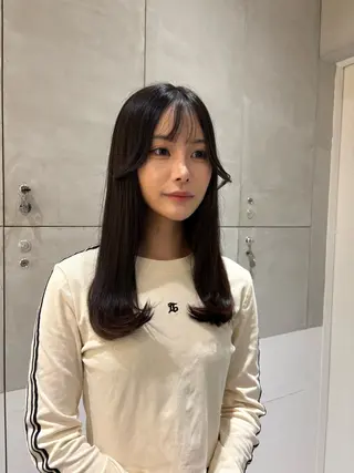 ロング Rino🎀/盛れる 顔周りカット🪽✩のヘアスタイル