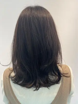 セミロング カラー 磯山 直貴のヘアスタイル