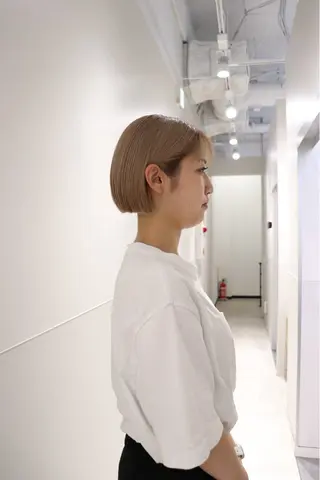 ショート カラー パーマ ヘアアレンジ メンズ 切りっぱなしヘアボブ ミディアムヘアRYOのヘアスタイル