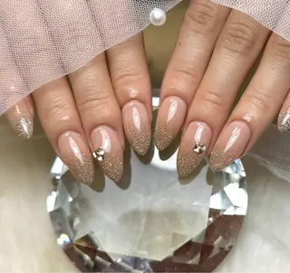 ネイル nail salon fee所属・Ayaka salon feeのネイルデザイン