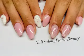 ネイル Nallsalon Plaisirbeauty所属・Plaisir beautyのネイルデザイン
