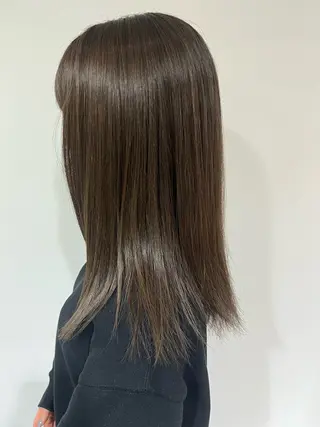 カラー 白石 歩真のヘアスタイル