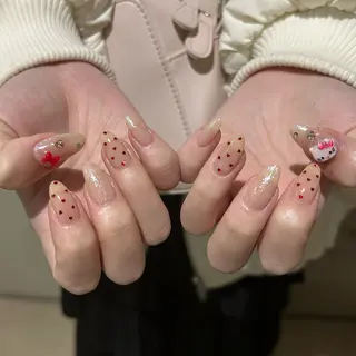 ネイル パラあり！フィルイン 美フォルムのネイルデザイン