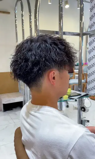 パーマ メンズ 辻 雅也のヘアスタイル