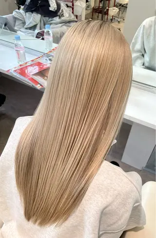 ロング ハイトーンカラー/ ハイライトJUNKIのヘアスタイル