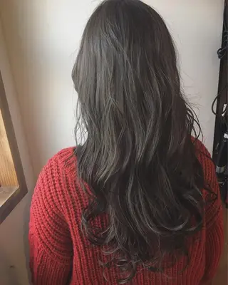 ロング カラー ハイトーン×髪質改善 KENTAのヘアスタイル