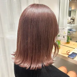 ミディアム カラー 砂野 真璃奈のヘアスタイル