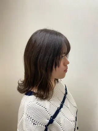 ミディアム 芦田 佑理のヘアスタイル