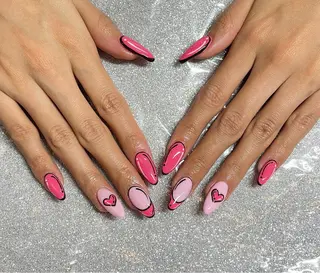 ネイル VIERU 🌈🎀💖のネイルデザイン