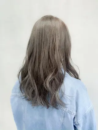 セミロング カラー ヘアアレンジ ミニボブ/ブリーチ 🌈MISATOのヘアスタイル