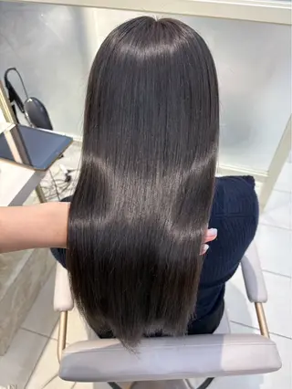 ミディアム 齋藤 俊知のヘアスタイル