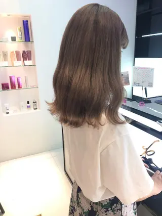 ロング カラー 相川 愛実のヘアスタイル
