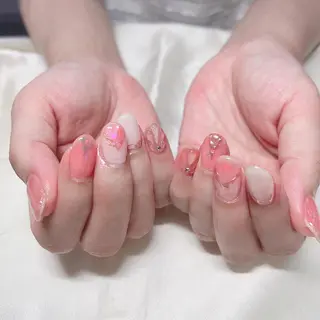 ネイル マツエク・マツパ アイブロウ Nail&eye Belire 新宿のネイルデザイン