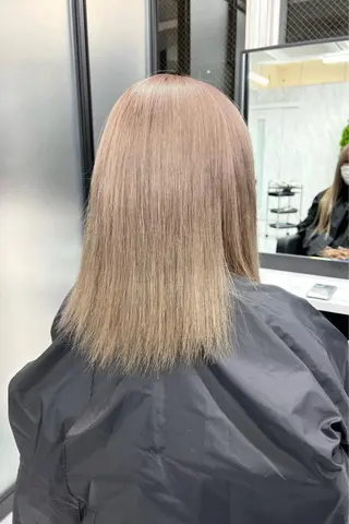 ミディアム カラー シールエクステ特化 ハイトーン、NANAのヘアスタイル