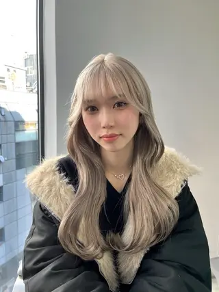 セミロング カラー ヘアアレンジ ハイトーン/透明感/ レイヤー/かずや🦁のヘアスタイル