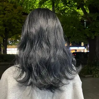 ミディアム カラー ヘアアレンジ three Natsumeのヘアスタイル