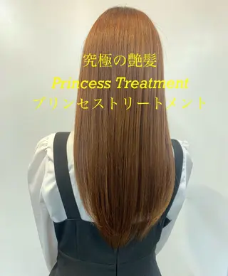 ロング カラー トップ スタイリストのヘアスタイル