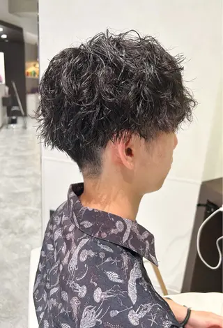 ショート パーマ 🫧透明感イルミナ カラー🫧三浦菜々子のヘアスタイル