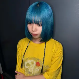 ショート カラー ★デザインカラー ハイトーン ももか★のヘアスタイル