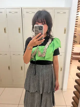 ミディアム パーマ HONOKA /顔周りレイヤー得意の眉毛・アイブロウイメージ