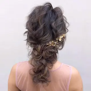 ロング ヘアアレンジ 卒業式お呼ばれ🕊️ ヘアセット✴︎ミキのヘアスタイル