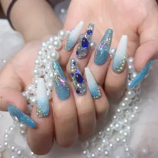 ネイル Maggie Nail🦩のネイルデザイン