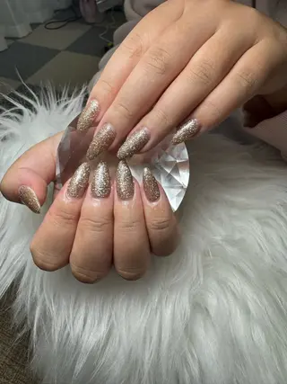 ネイル Lucky Nailのネイルデザイン