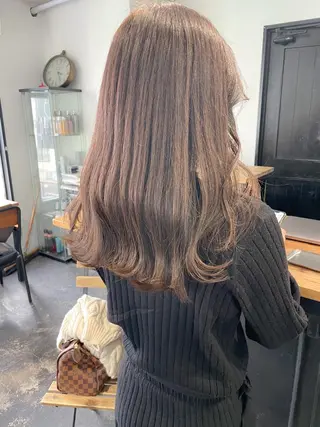セミロング カラー ✨ブリーチなし透明感 池袋 水野のヘアスタイル