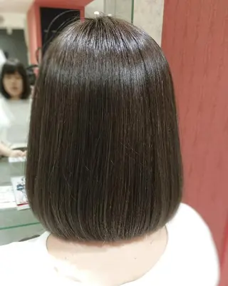 ショート カラー 秋山 幸太のヘアスタイル