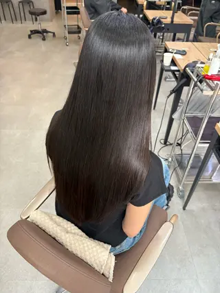 ロング 髪質改善／縮毛矯正 関根青葉のヘアスタイル