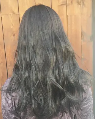 カラー 血分 優人のヘアスタイル