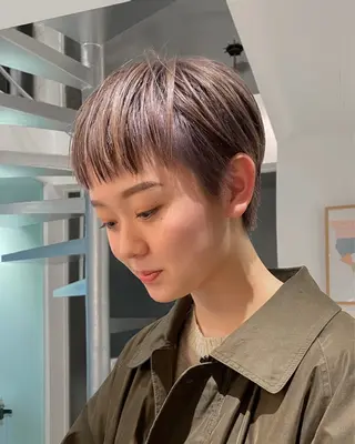 ショート カラー パーマ 渡邊 百咲のヘアスタイル