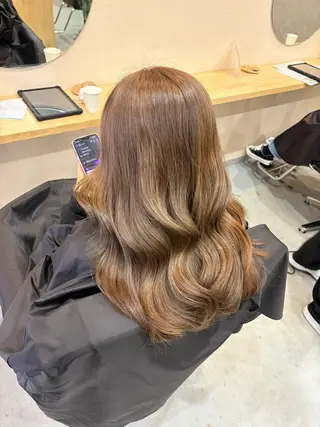 セミロング カラー 🎀似合わせカット 🎀ケアブリーチ💞のヘアスタイル