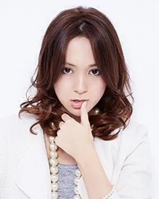 セミロング カラー パーマ 古田 佳規のヘアスタイル