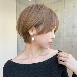 ショート カラー Aster 店長 れおん✂️のヘアスタイル
