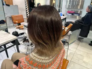 ミディアム メイク/ケアカラー 🐬HIKARU🐬のヘアスタイル