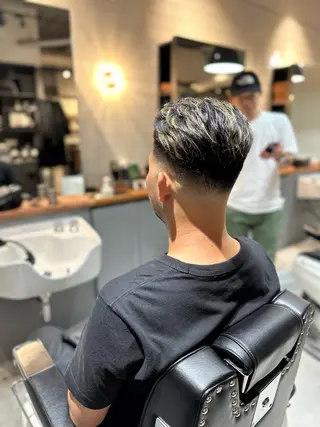 ショート カラー メンズ I-CON#blue所属・池袋/FADE /メンズカットのヘアスタイル