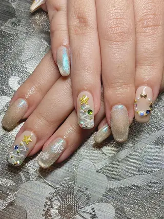 ネイル I-nailロング /ワンホン/キラキラのネイルデザイン