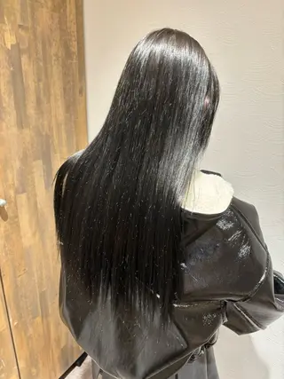 カラー SOL Matsumuraのヘアスタイル