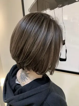 ショート カラー 中塚 義人のヘアスタイル