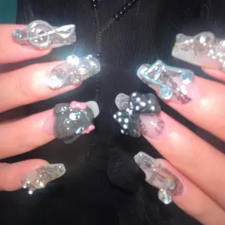 ネイル Niconail千歳烏山所属・Maya 📍niconailのネイルデザイン