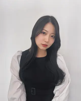 ロング 推し活に可愛く艶モテ カラー/巻きキョウコのヘアスタイル